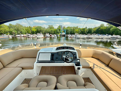 Яхта Princess 62 2008 14