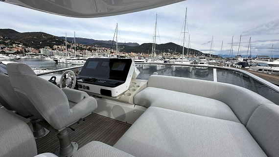 Яхта Azimut Fly 60 2022 14