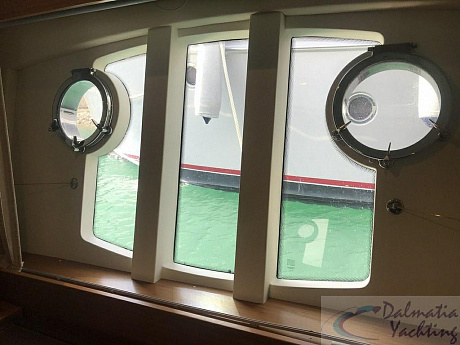Яхта Ferretti 592 2010 8