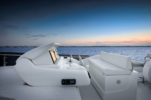 Яхта Ferretti 650 2017 2