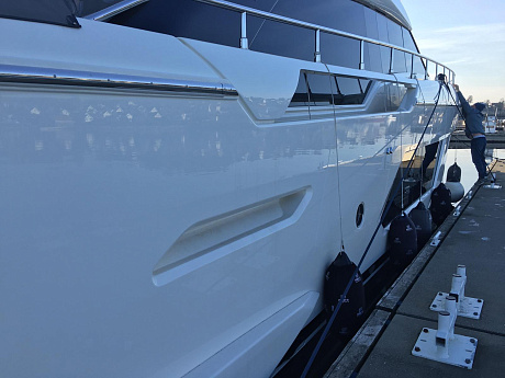 Яхта Ferretti 670 2018 12
