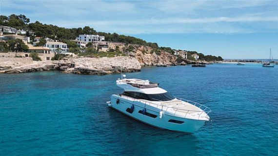 Яхта Ferretti 550 2017 3