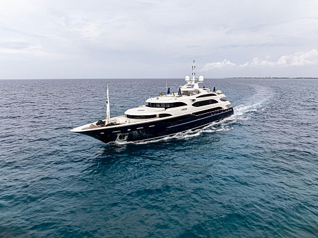Яхта Benetti 60 2011 6