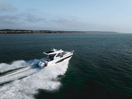 Яхта Beneteau Antares 9 NEW  6