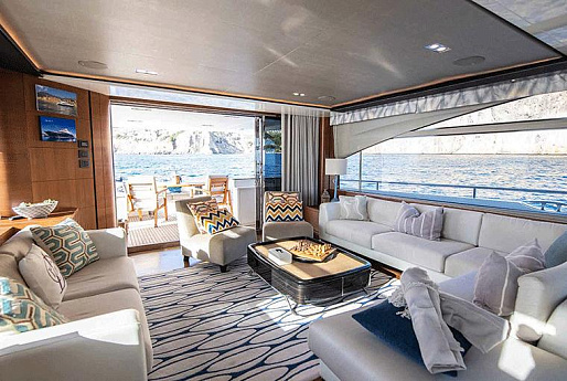 Яхта Princess Flybridge 88 2014 10