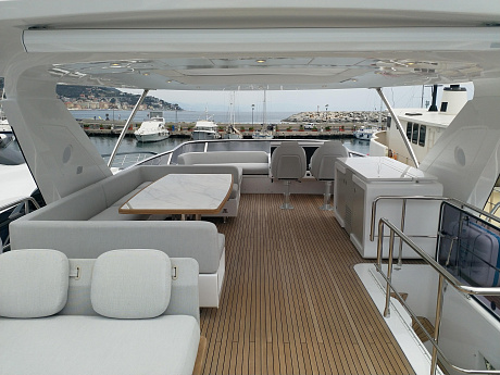 Яхта Azimut 72 2022 9