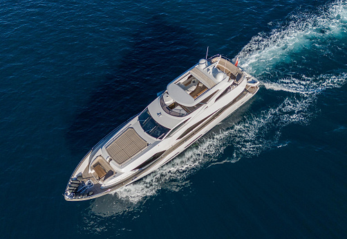 Яхта Sunseeker 95 2018 2
