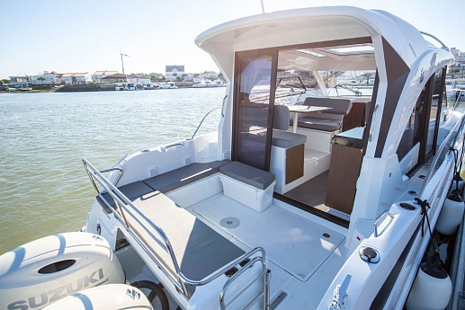 Яхта Beneteau Antares 9 OB  1
