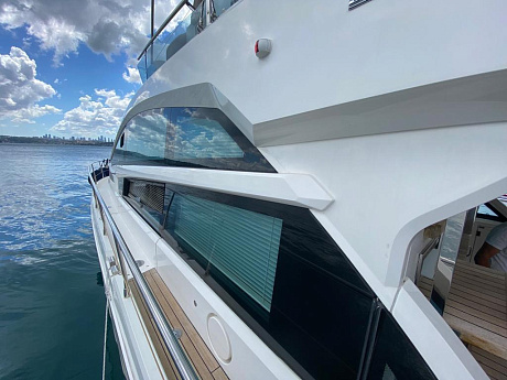 Яхта Fairline Squadron 50 2013 1