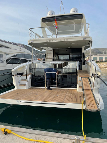 Яхта Absolute 60 Fly 2022 3