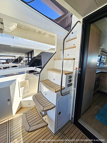 Яхта Absolute 60 Fly 2022 14