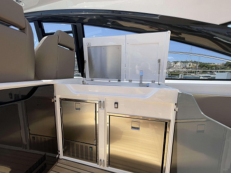 Яхта Fairline Targa 45 2024 15