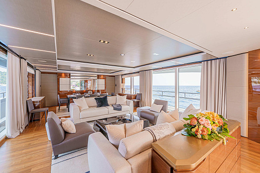 Яхта Princess 35M 2018 11