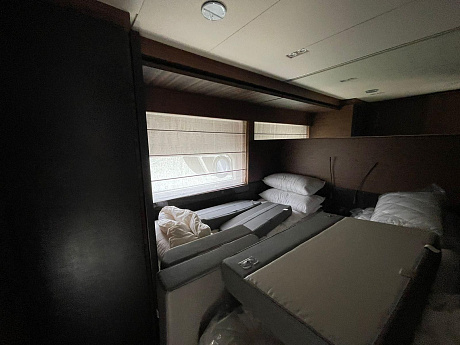 Яхта Ferretti 670 2021 11