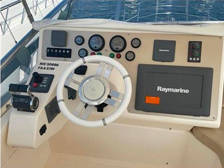 Яхта Azimut 53 Fly 2011 4