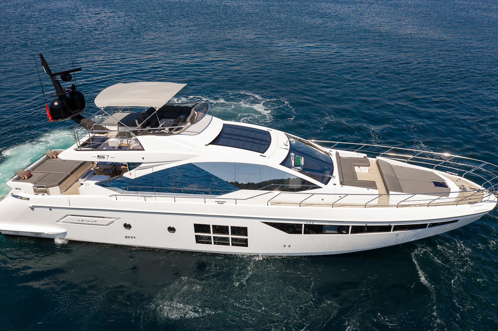 Azimut S7