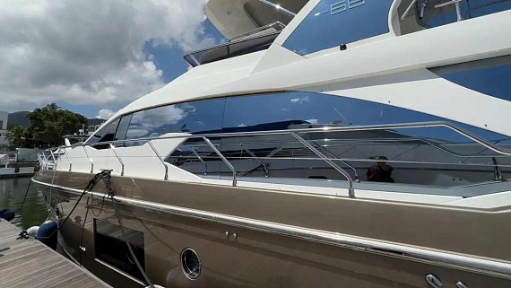 Яхта Azimut 66 2017 10