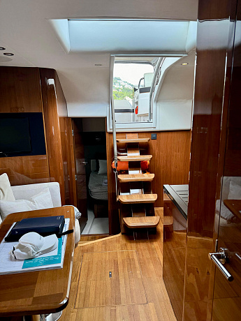 Яхта Princess V48 Open 2015 9