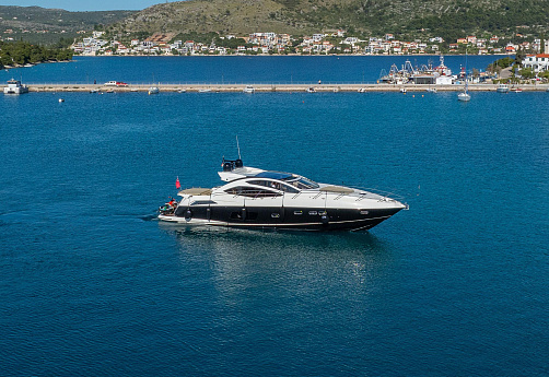 Sunseeker Predator 64 yacht 2011 2