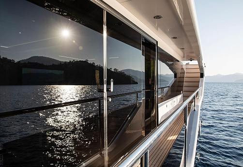 Яхта Sunseeker 116 Yacht 2019 13
