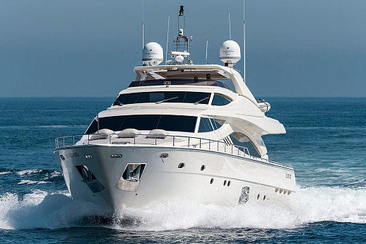 Яхта Ferretti 881 RPH 2012 1