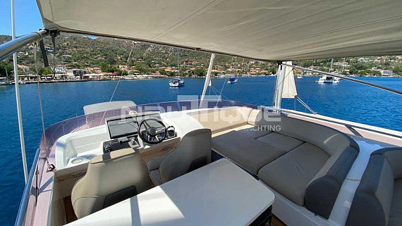 Яхта Princess 60 2016 14