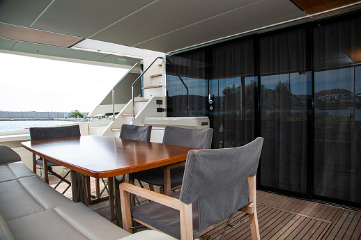 Яхта Absolute Navetta 68 2021 2
