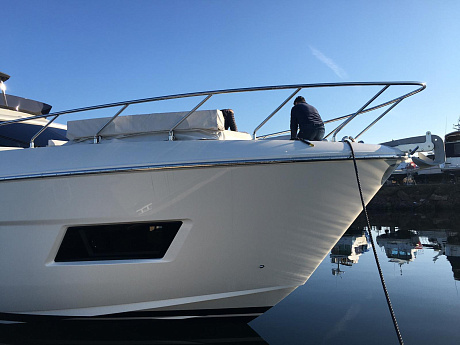 Яхта Ferretti 670 2018 10