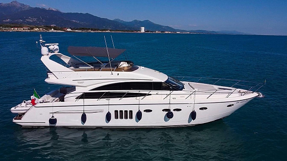 Яхта Princess 62 Flybridge 2010 2