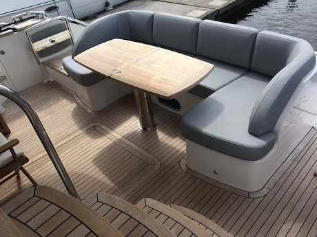 Яхта Princess Flybridge 56 2014 10