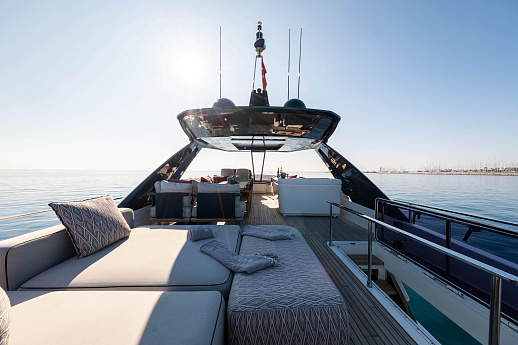 Яхта Ferretti 780 2021 9