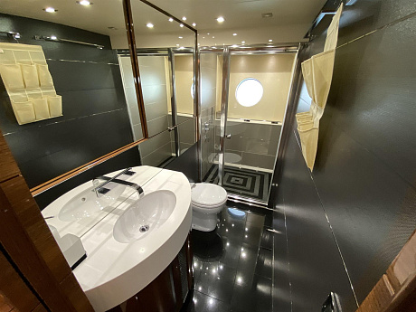 Яхта Sunseeker 80 Sport 2014 13