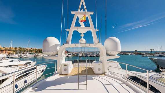 Яхта Benetti Tradition 100 2010 1