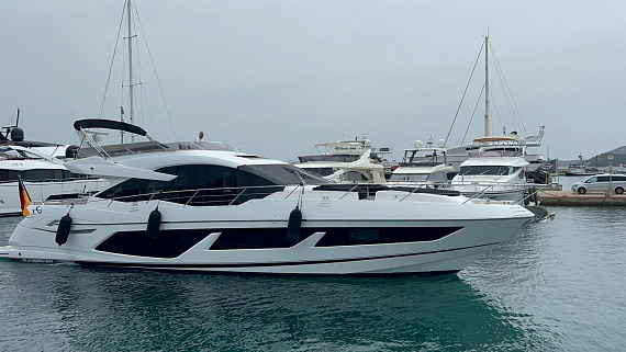 Яхта Sunseeker 74 2019 2