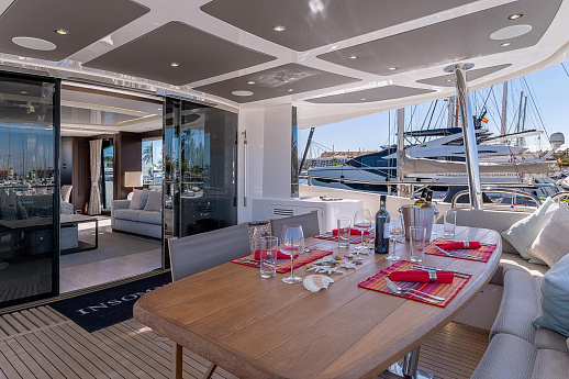 Яхта Sunseeker 86 2020 4