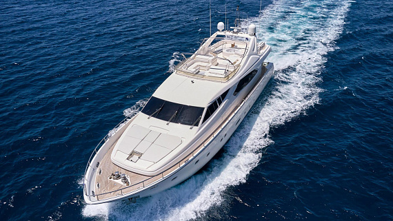 Яхта Ferretti Yachts 880 2004 2