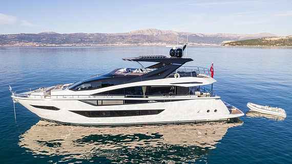 Яхта Sunseeker 88 2024 1