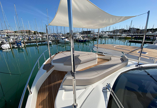 Яхта Ferretti 550 2021 2