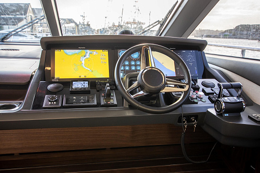 Яхта Princess Y78 Motor Yacht 2021 11