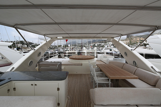 Яхта Azimut 100 Leonardo 2010 9