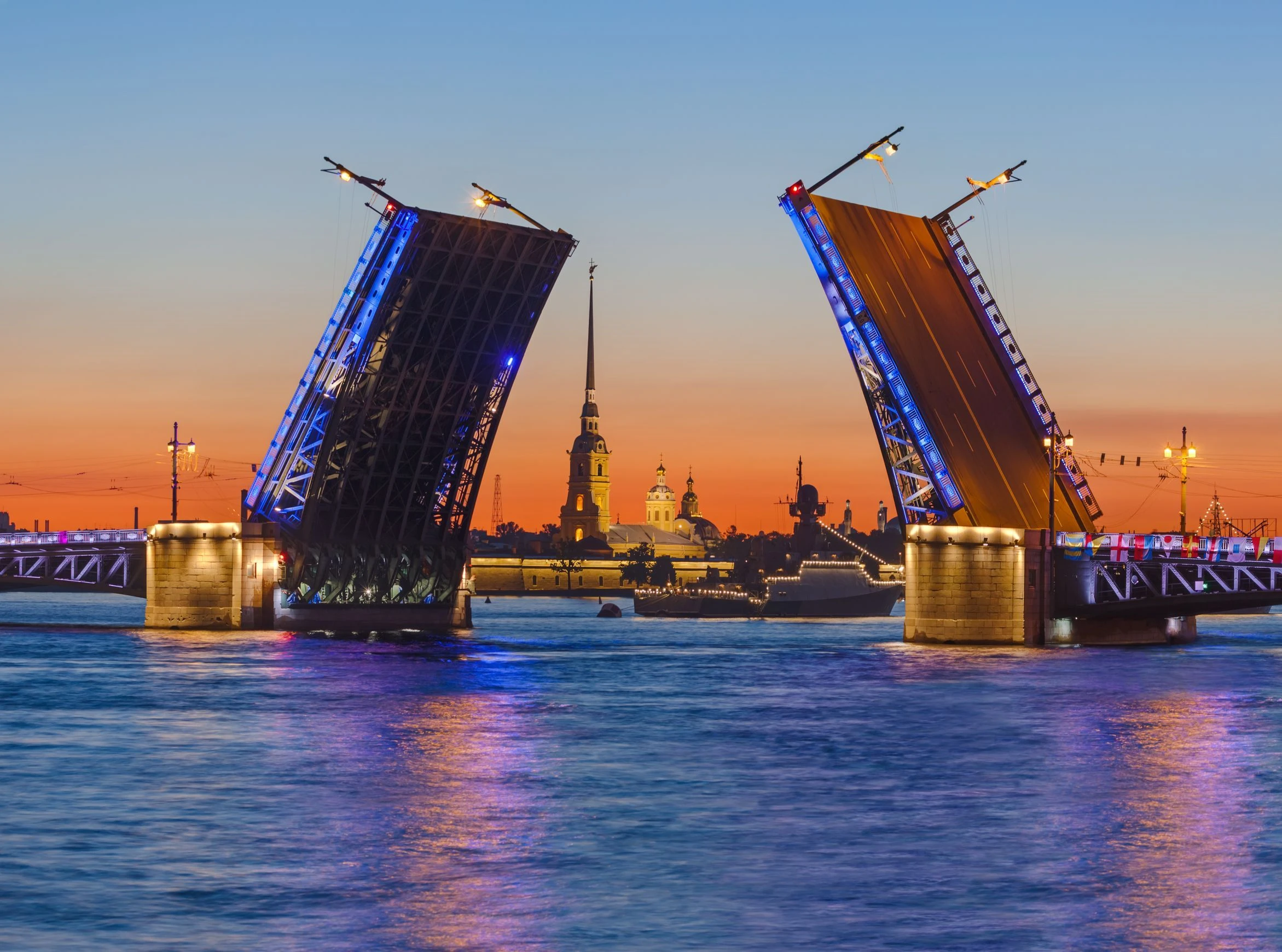 САНКТ-ПЕТЕРБУРГ