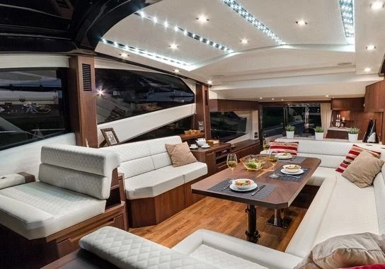 GALEON 560 SKYDECK