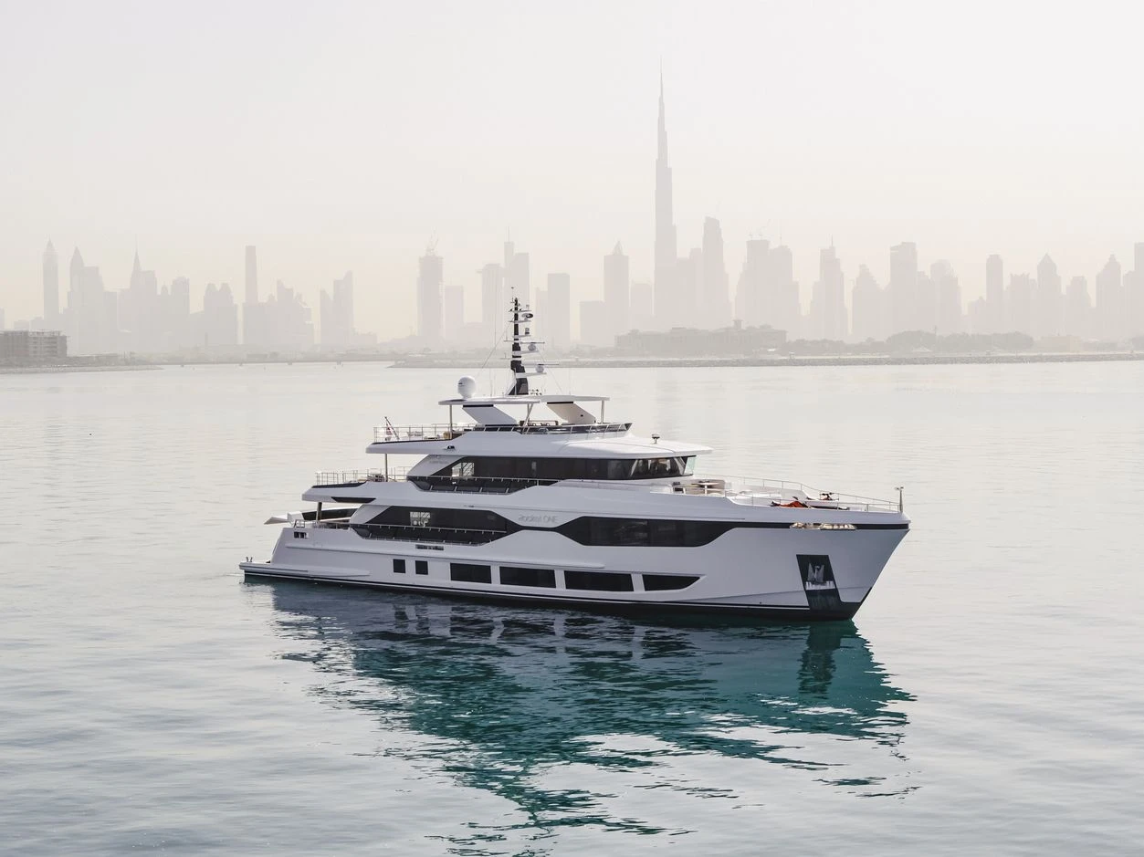 Majesty 120