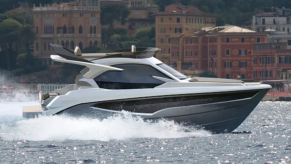 Яхта Galeon 360 FLY  3