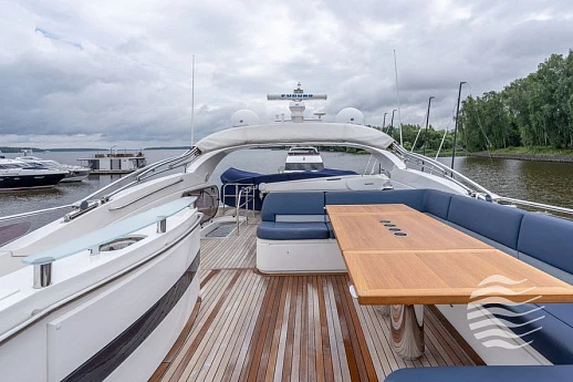 Яхта Princess 78MY 2010 3