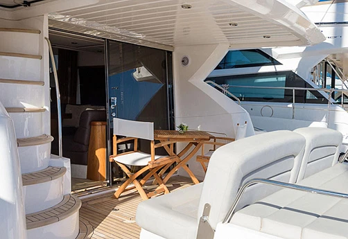 Яхта Sunseeker Manhattan 52 2010 3